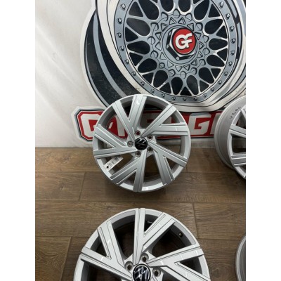 Оригінальні диски 18 5.112 Volkswagen Bergamo для Golf! G-Felgen