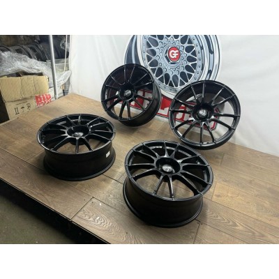 Iталійські легкі диски 20 5.112 Oz Racing Ultraleggera для Audi, Volkswagen! G-Felgen