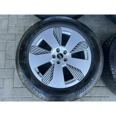 Оригінальні диски 19 5.112 Audi E-Tron!Шини Bridgestone 255/55r19!
